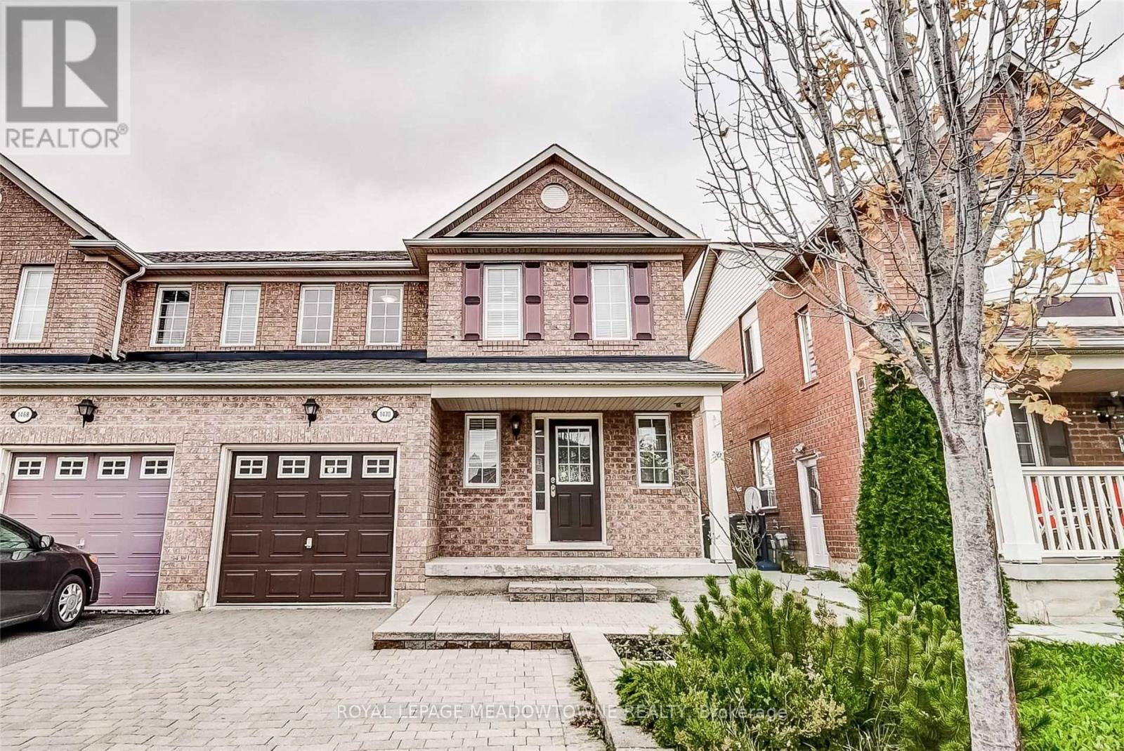 1470 Pate Court, Mississauga, Ontario  L5V 2Y8 - Photo 2 - W12595846