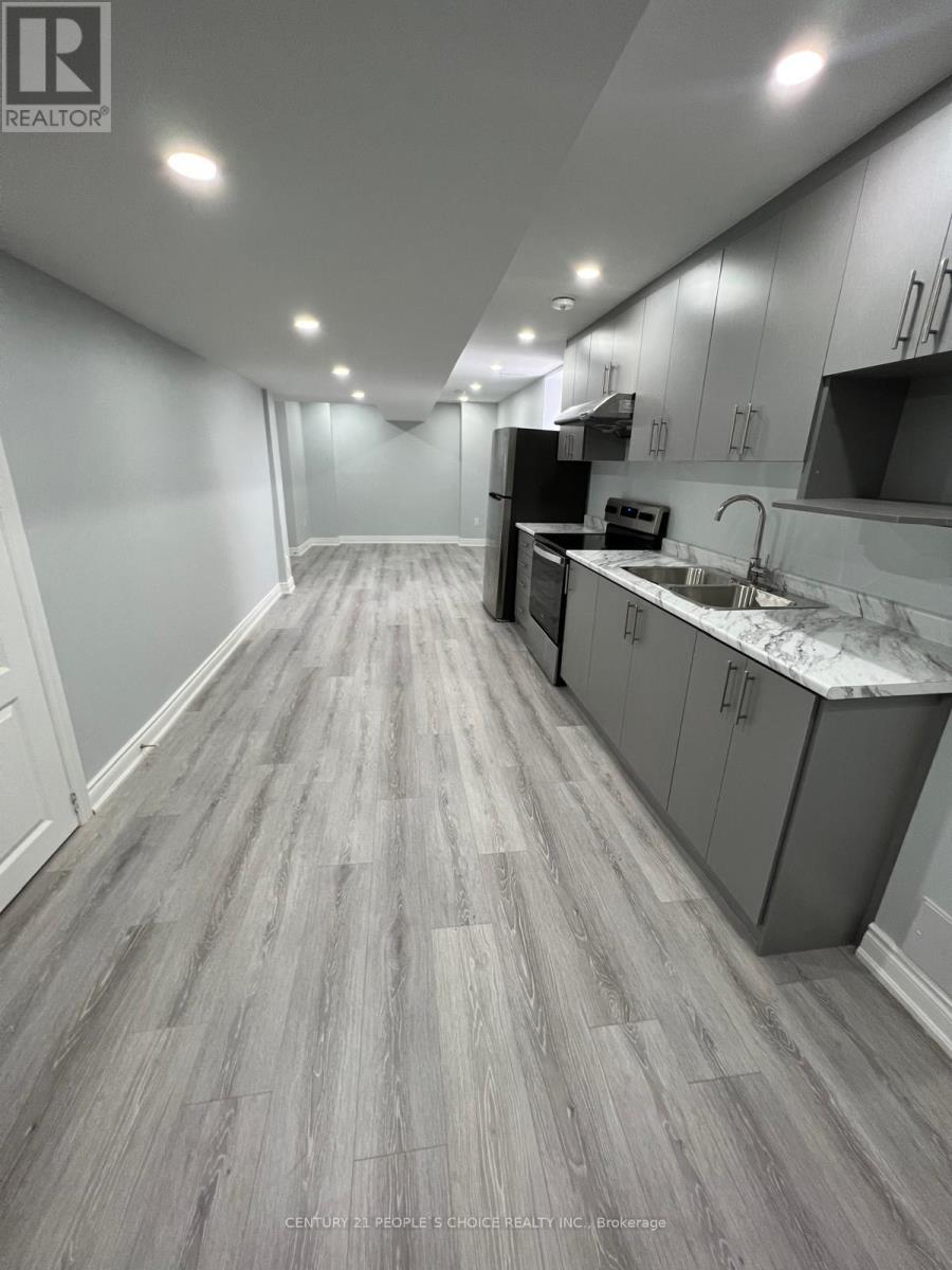 (1st Bsmt) - 11 Daleridge Crescent, Brampton, Ontario  L6P 2X6 - Photo 2 - W12595864