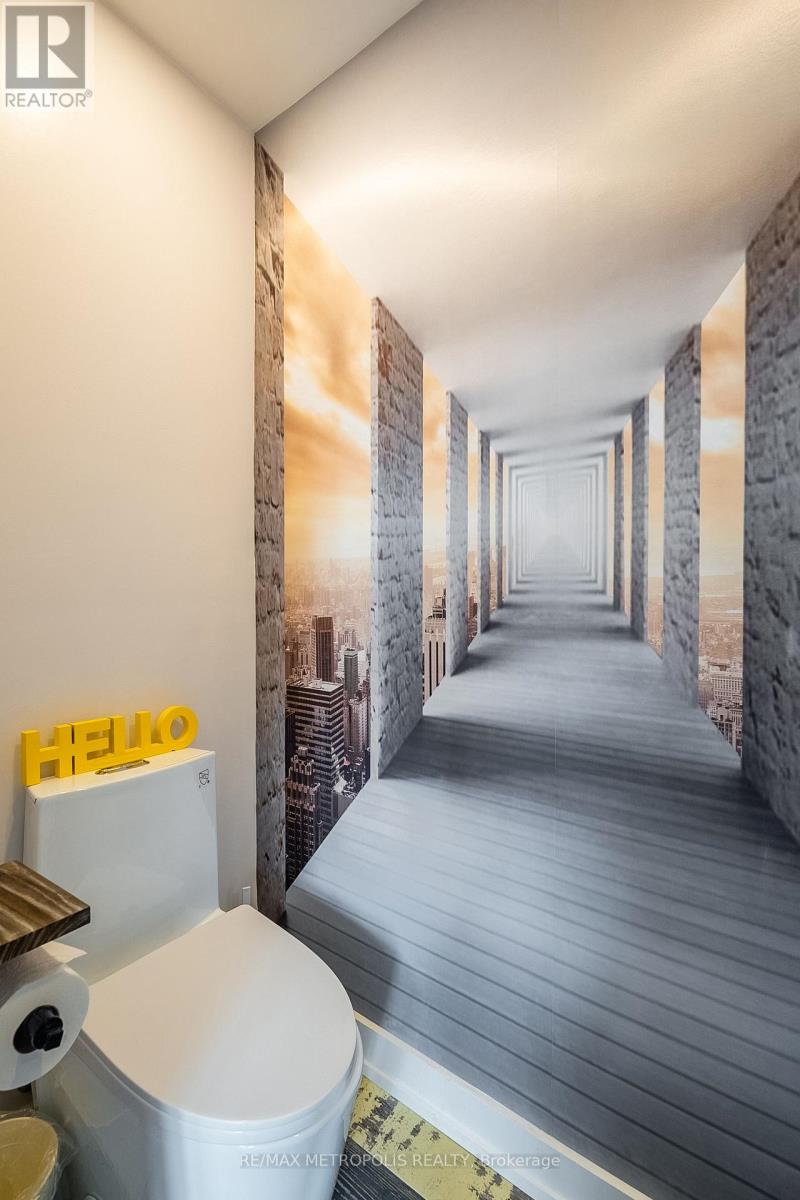 Entire - 27 Thornton Avenue, Toronto, Ontario  M6E 2E3 - Photo 14 - W12595868