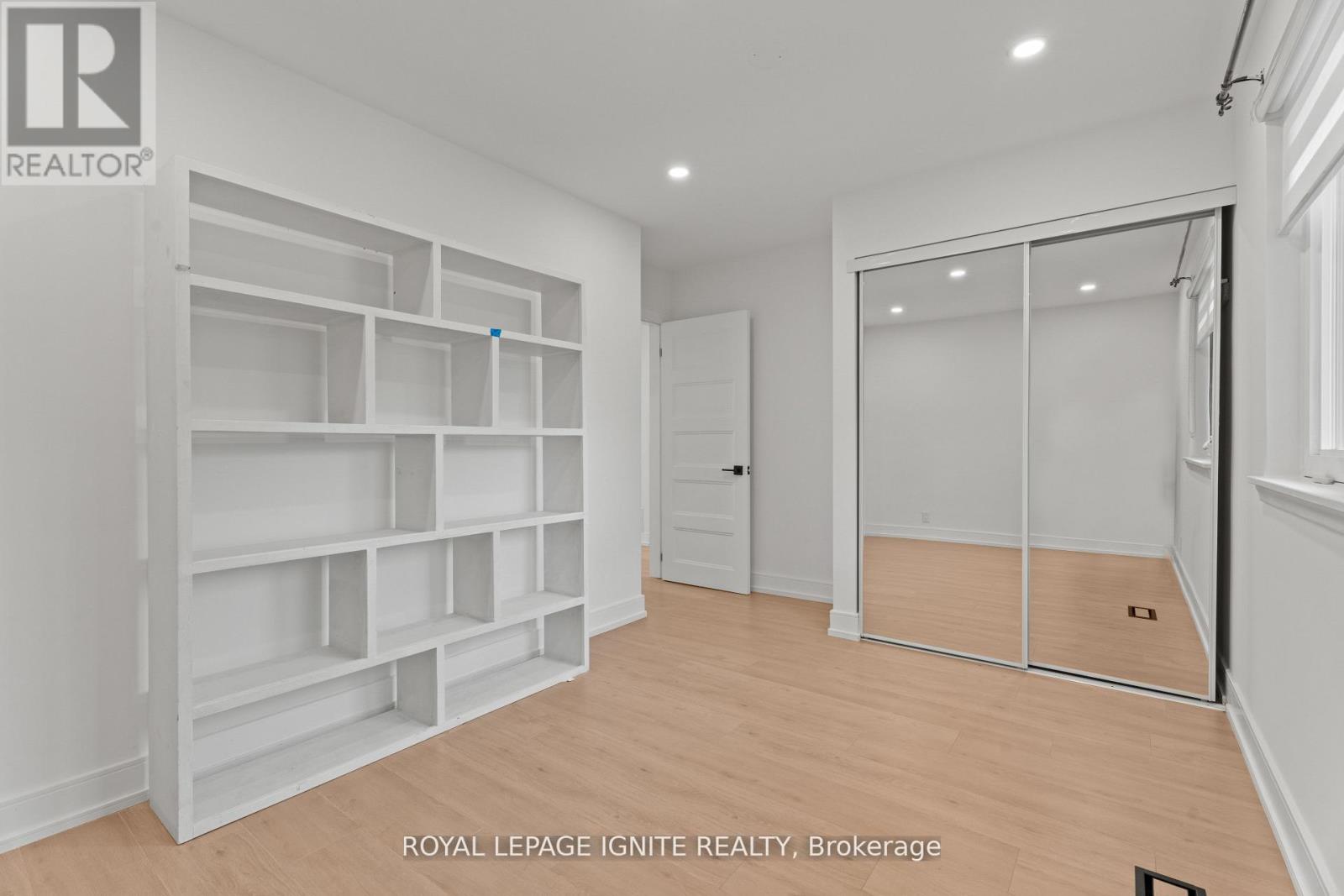 7 Isherwood Court, Mississauga, Ontario  L5M 1E6 - Photo 18 - W12595896