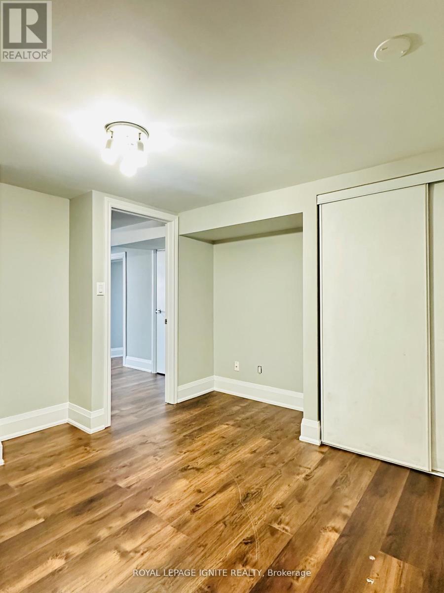 7 Isherwood Court, Mississauga, Ontario  L5M 1E6 - Photo 27 - W12595896