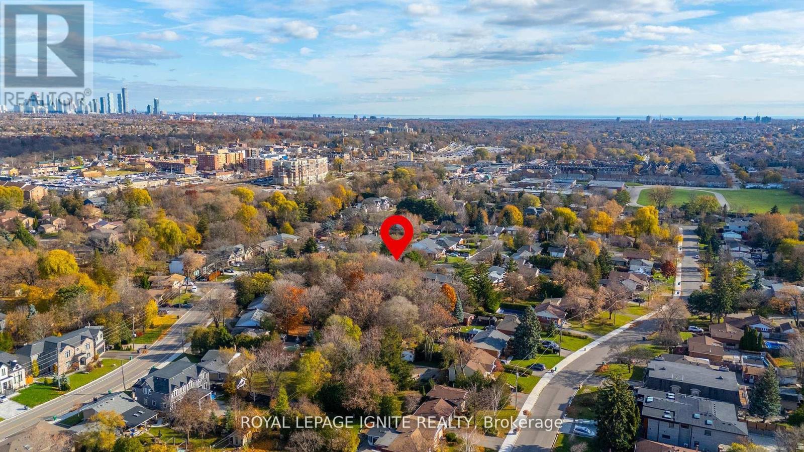 7 Isherwood Court, Mississauga, Ontario  L5M 1E6 - Photo 37 - W12595896