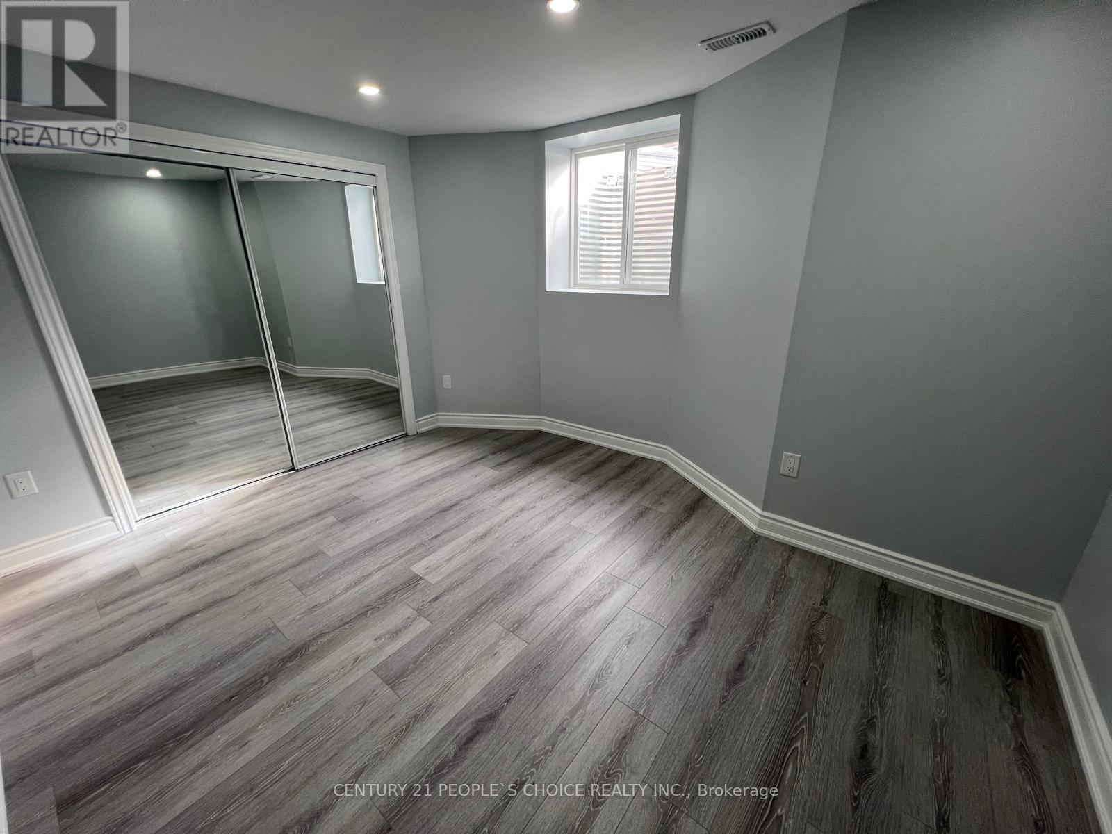 (Bsmt) 2 - 11 Daleridge Crescent, Brampton, Ontario  L6P 2X6 - Photo 3 - W12595902