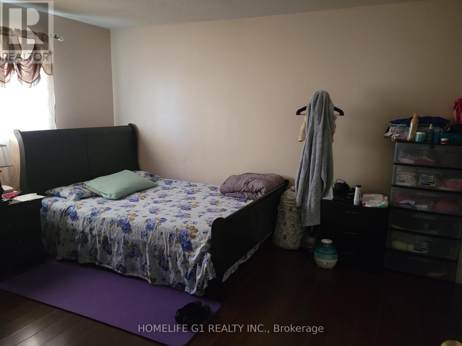 94 Leacrest Street, Brampton, Ontario  L6S 3K6 - Photo 11 - W12595942