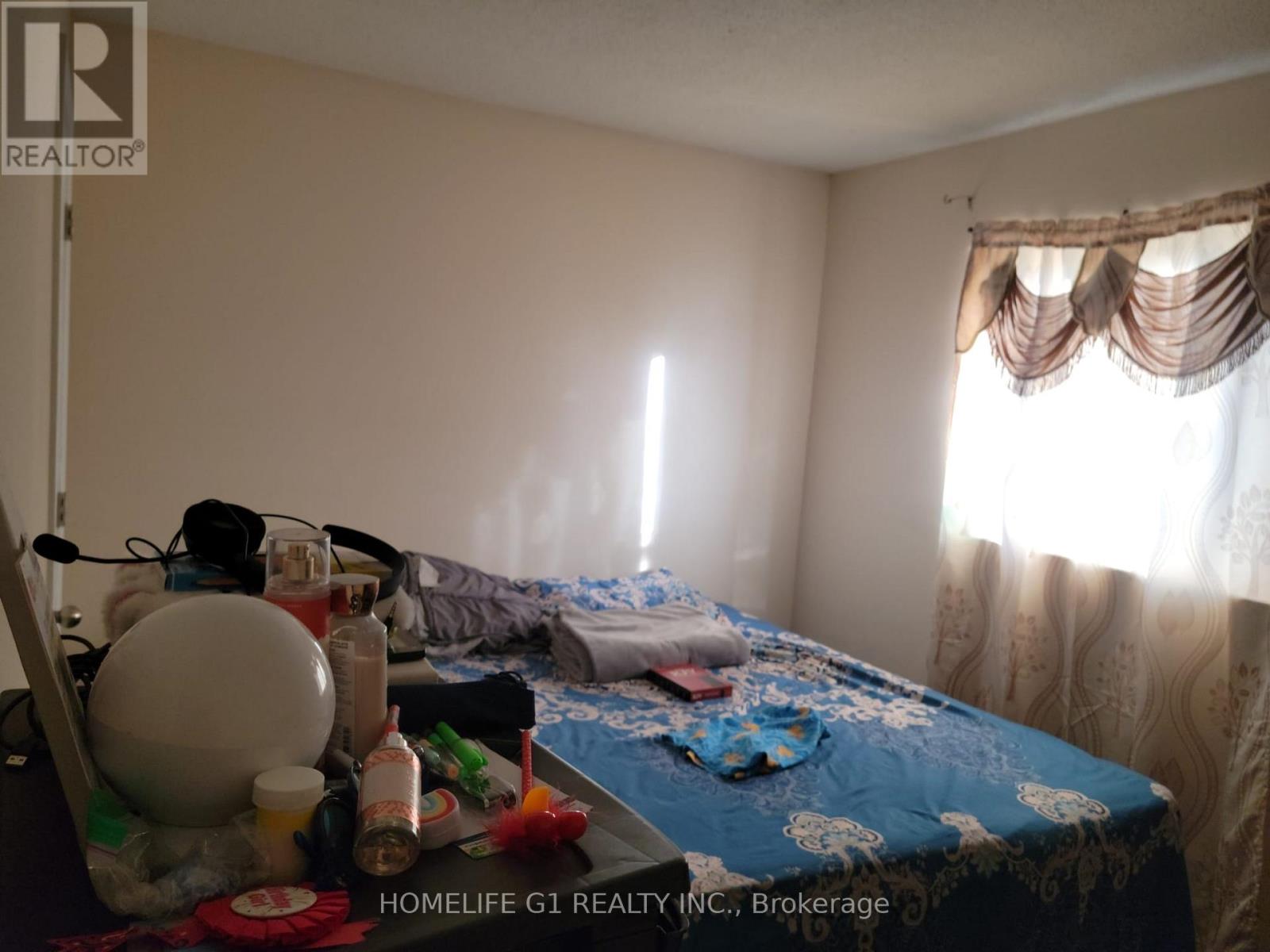 94 Leacrest Street, Brampton, Ontario  L6S 3K6 - Photo 13 - W12595942