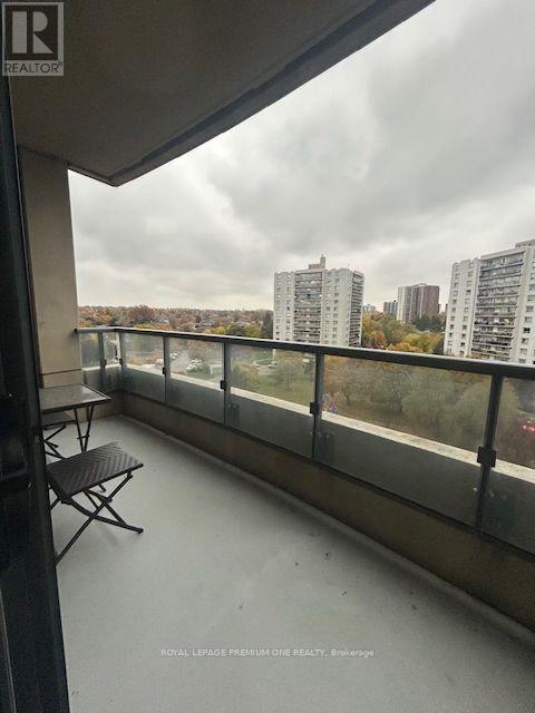 907 - 25 Fontenay Court, Toronto, Ontario  M9A 0C4 - Photo 10 - W12595952