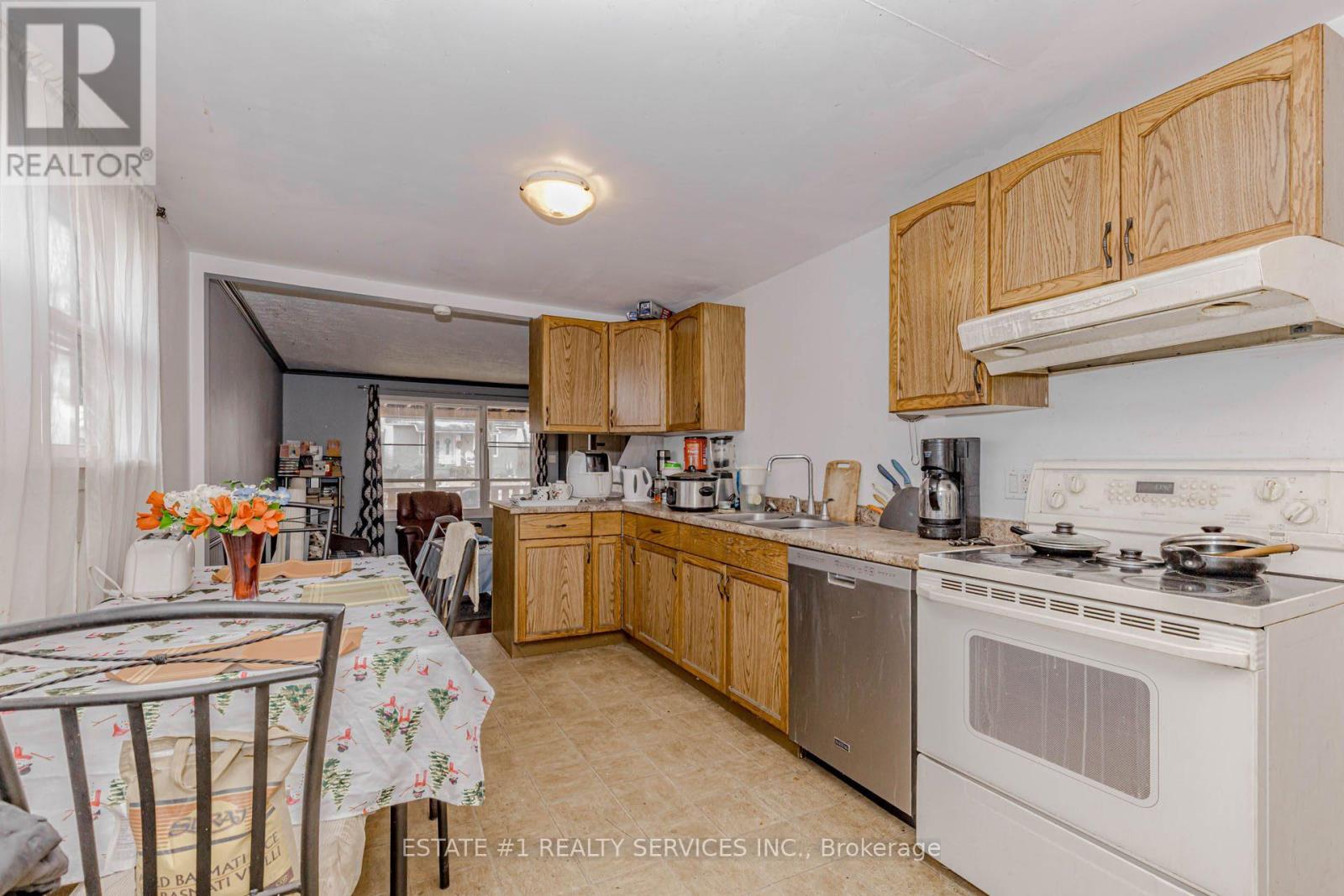 107 Dover Road, Welland, Ontario  L3B 2V1 - Photo 16 - X12595914