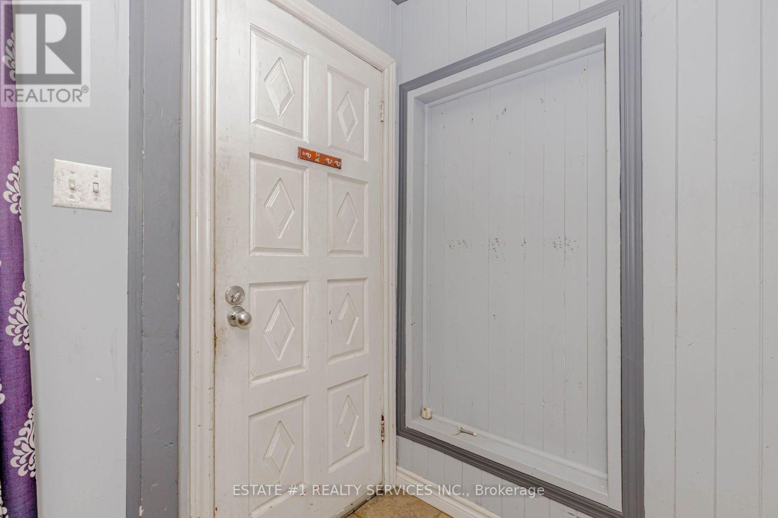 107 Dover Road, Welland, Ontario  L3B 2V1 - Photo 8 - X12595914