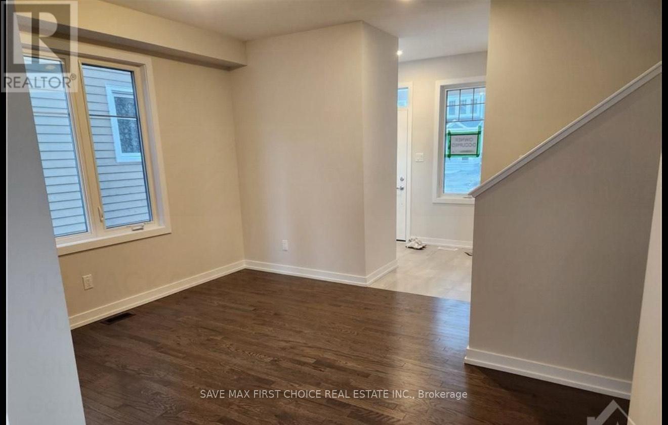 113 Hackamore Crescent, Ottawa, Ontario  K0A 2Z0 - Photo 4 - X12595928