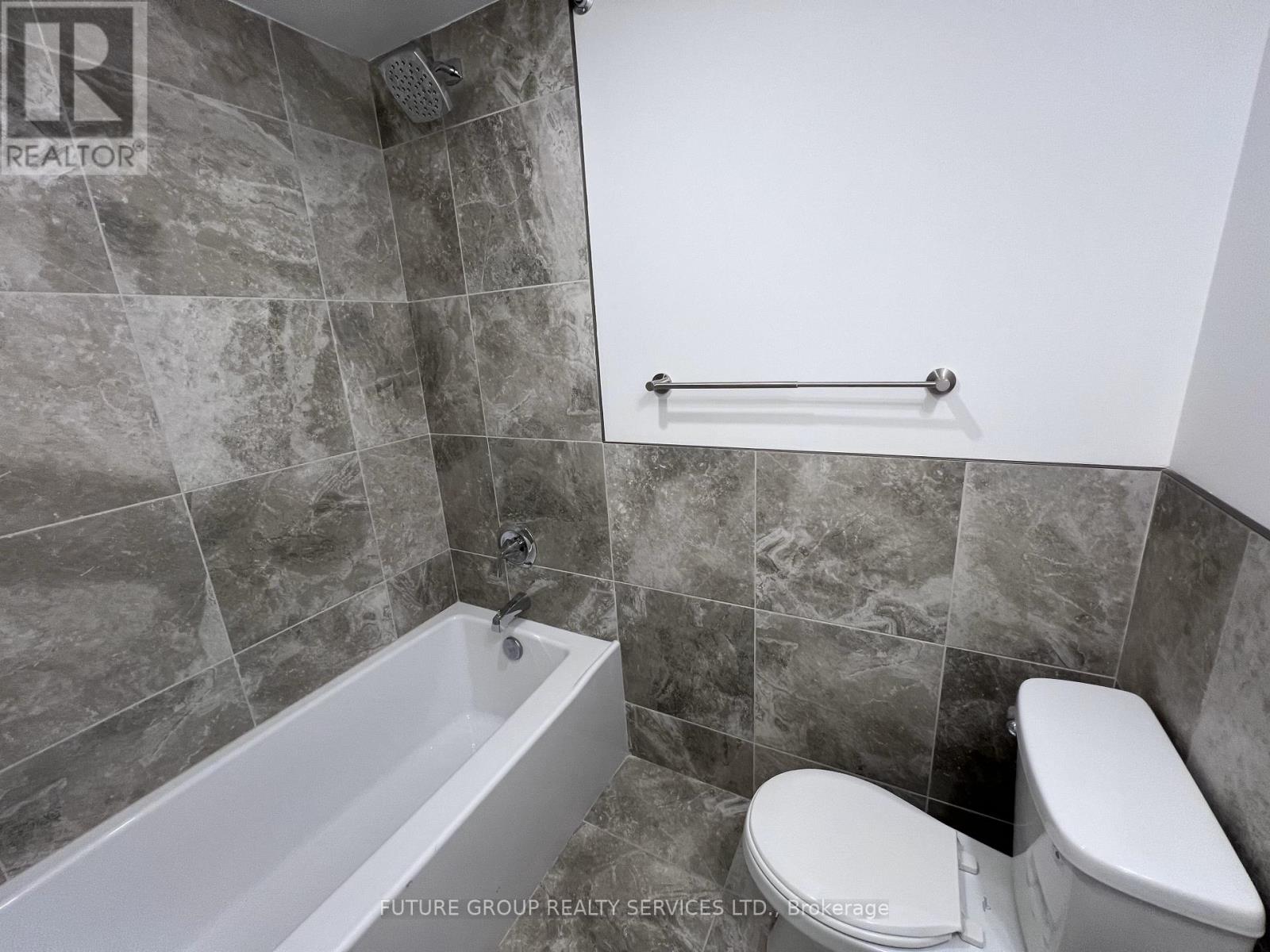 3 - 4876 Simcoe Street, Niagara Falls, Ontario  L2E 1V9 - Photo 11 - X12595936