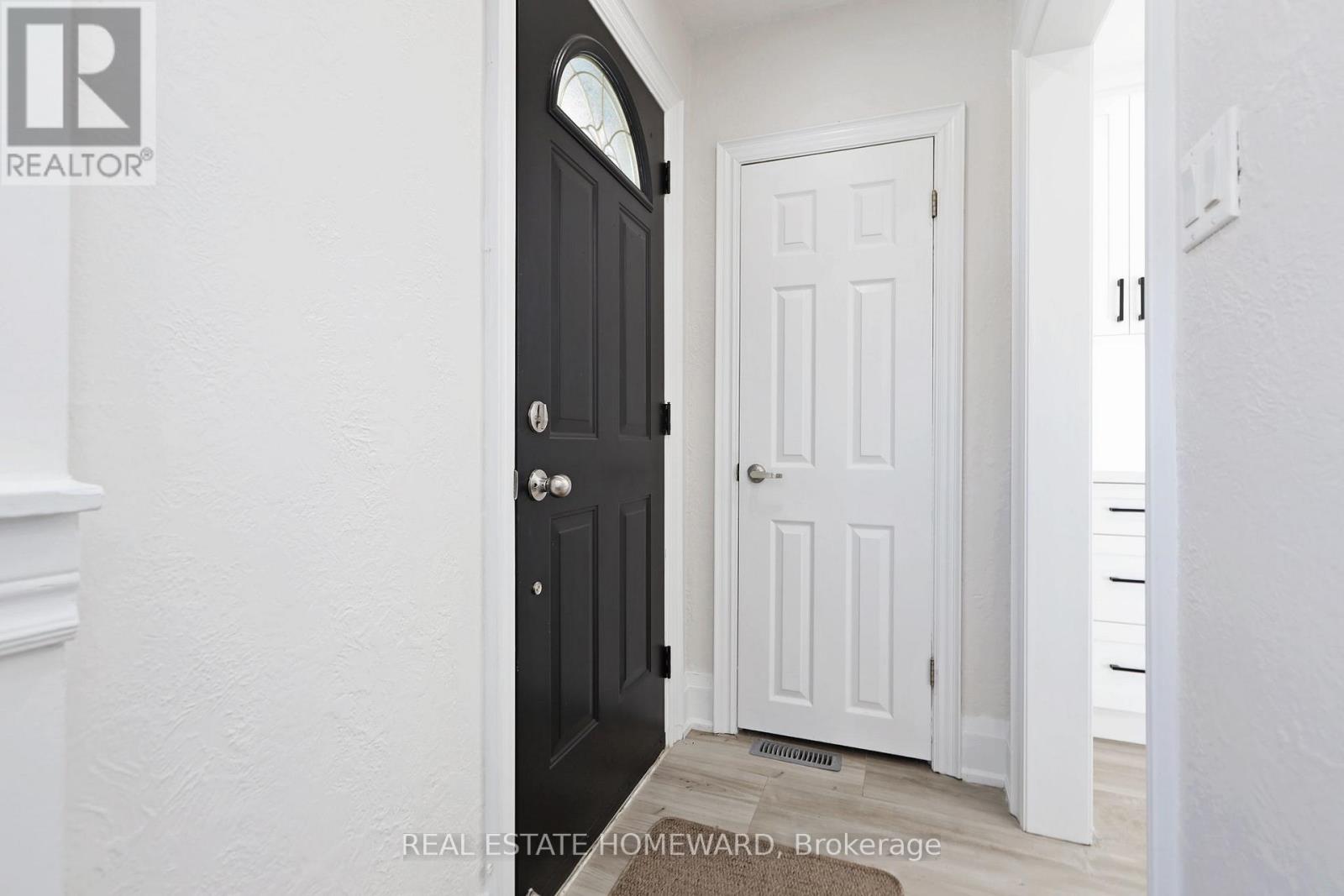 Main - 2 Harris Park Drive, Toronto, Ontario M1L 2Z9 - Photo 6 - E12586792