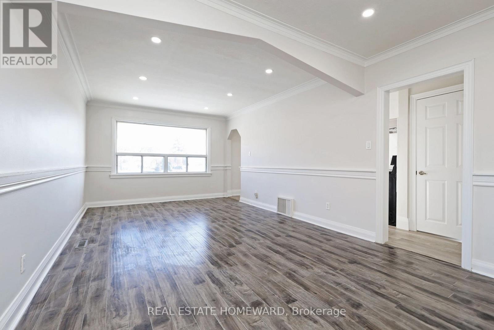 Main - 2 Harris Park Drive, Toronto, Ontario M1L 2Z9 - Photo 14 - E12586792