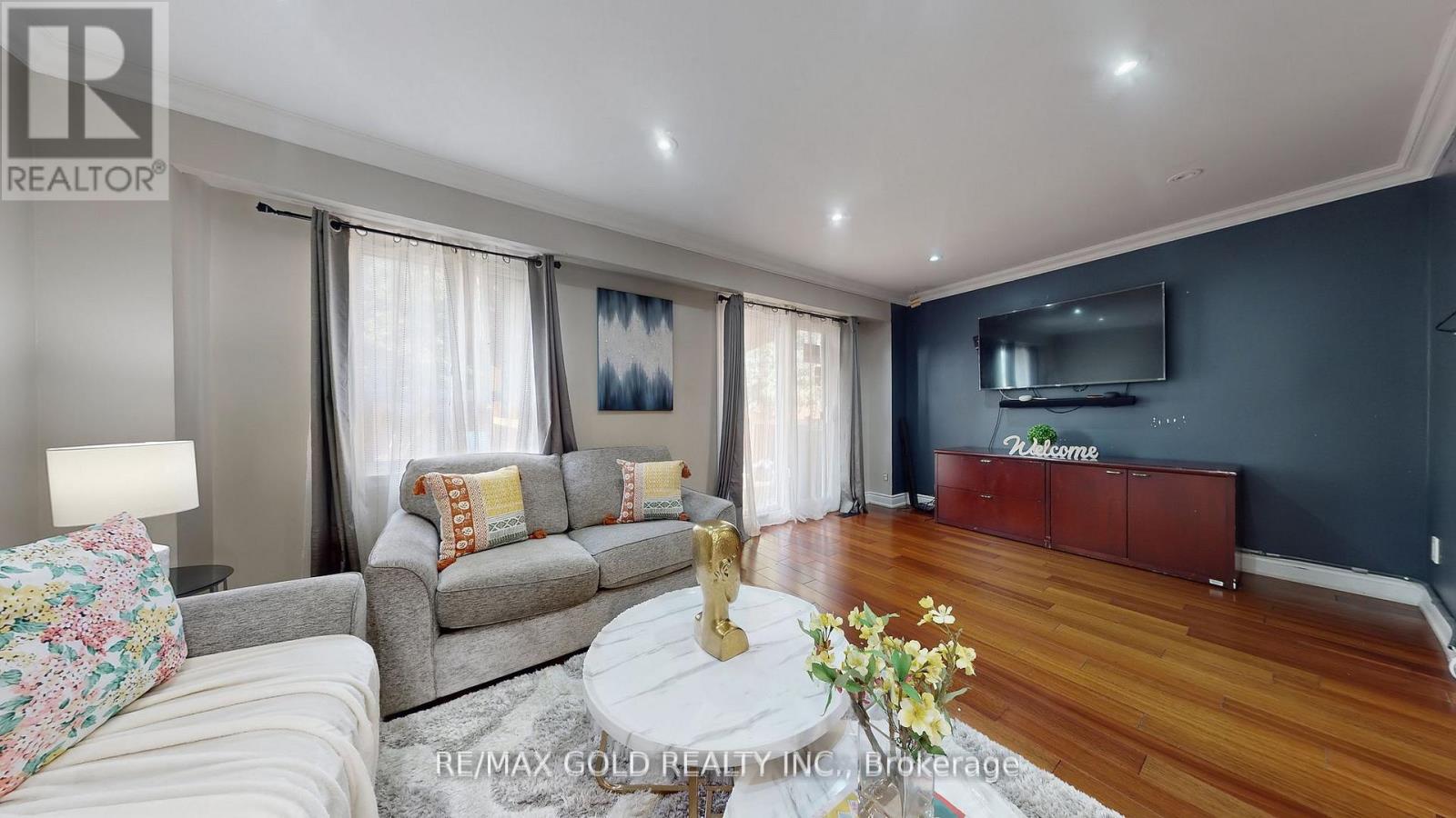 42 Murison Boulevard, Toronto, Ontario  M1B 2B2 - Photo 5 - E12594144