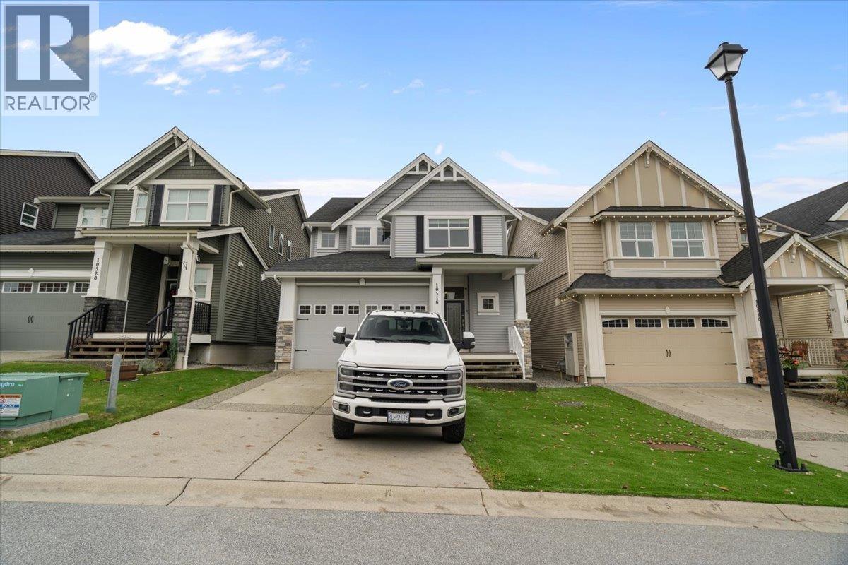 10516 Robertson Street, Maple Ridge, British Columbia  V2W 0H8 - Photo 1 - R3071644