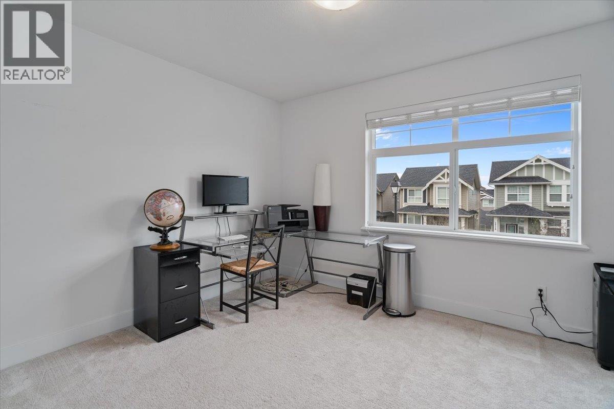 10516 Robertson Street, Maple Ridge, British Columbia  V2W 0H8 - Photo 19 - R3071644