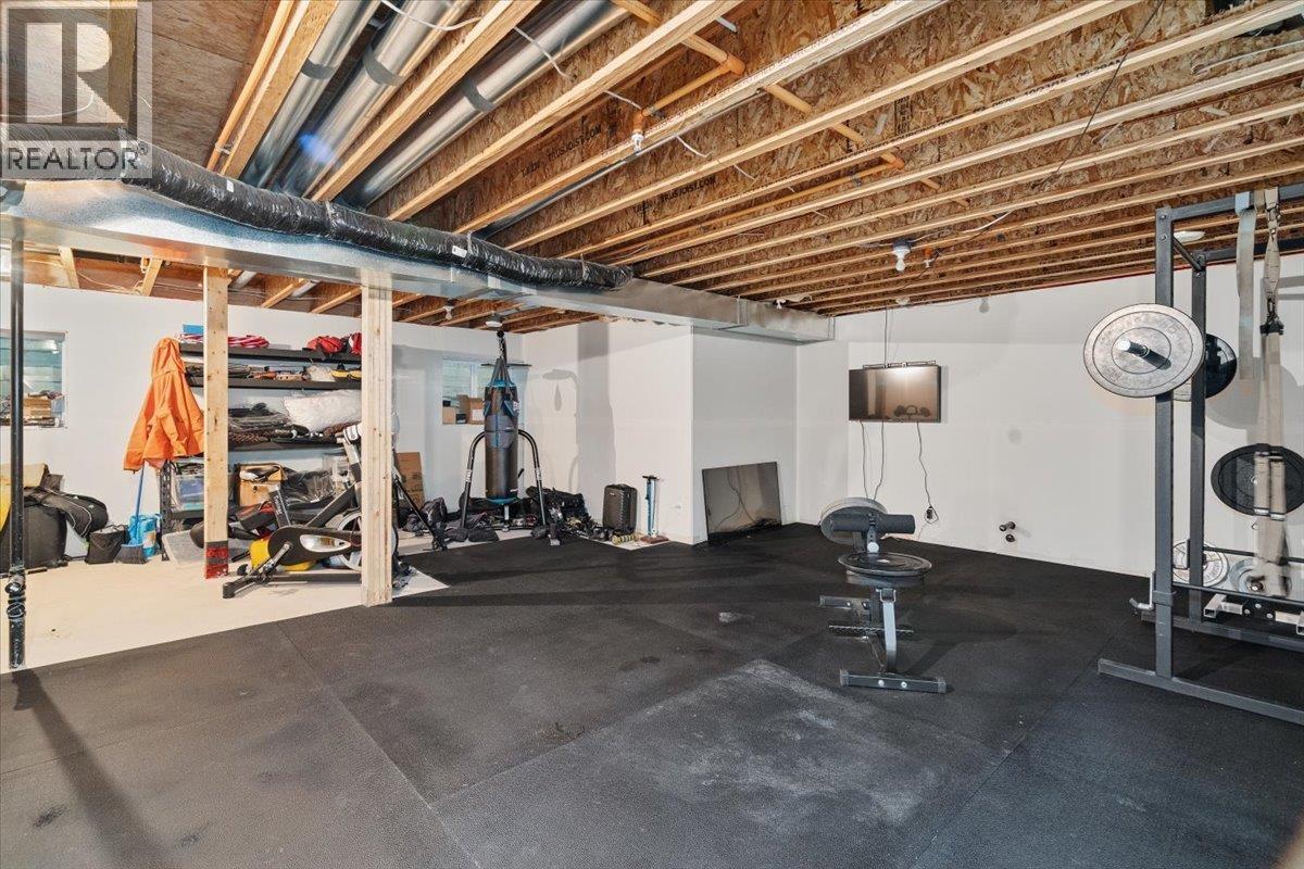 10516 Robertson Street, Maple Ridge, British Columbia  V2W 0H8 - Photo 22 - R3071644