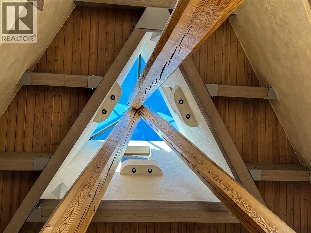 3359 Osprey Place, Whistler, British Columbia  V8E 0B8 - Photo 20 - R3071671