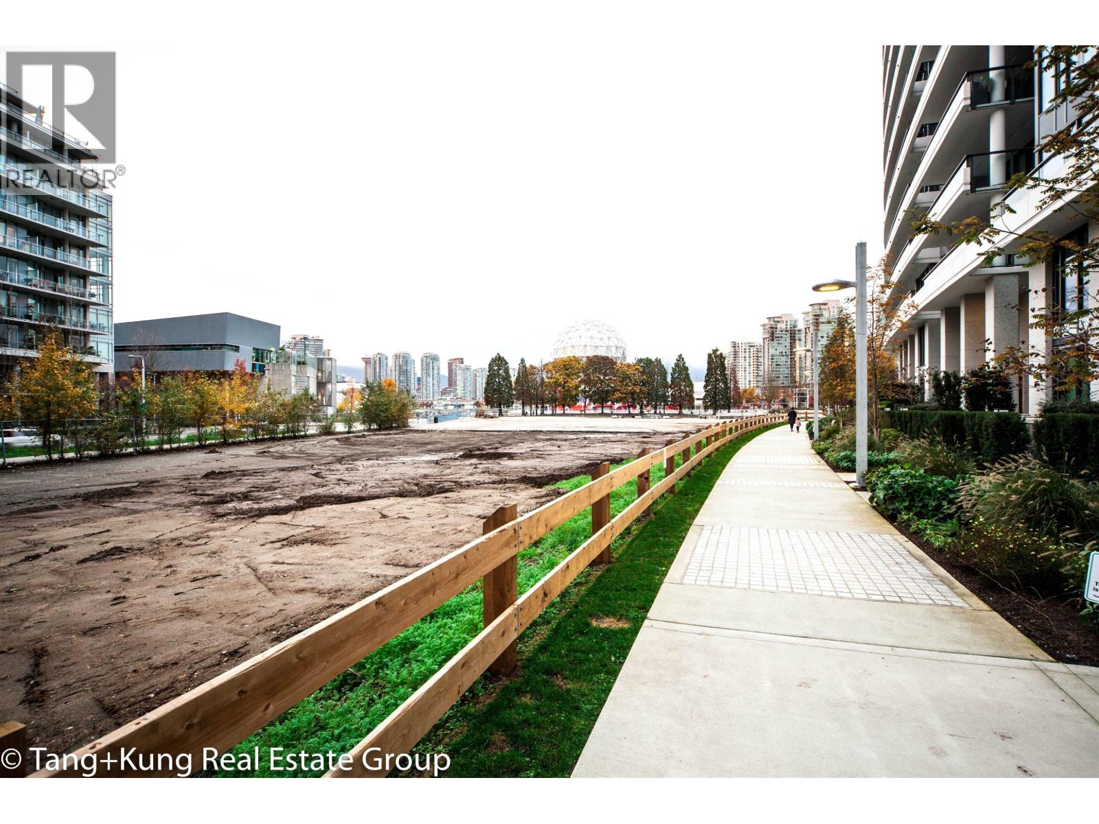 1678 Pullman Porter Street, Vancouver, British Columbia  V6A 0H4 - Photo 3 - R3071651