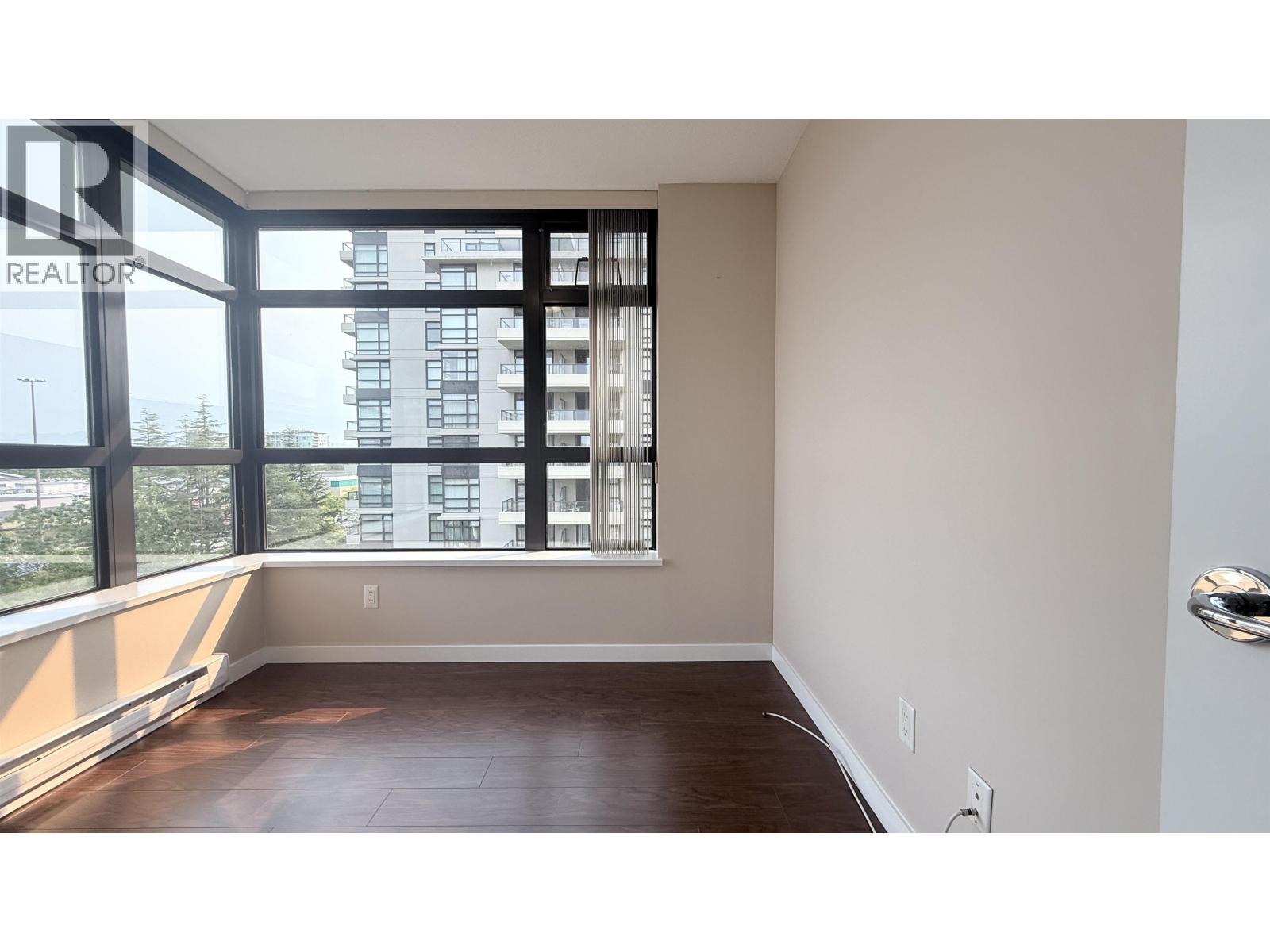 8120 Lansdowne Road, Richmond, British Columbia  V6X 0A1 - Photo 2 - R3071675