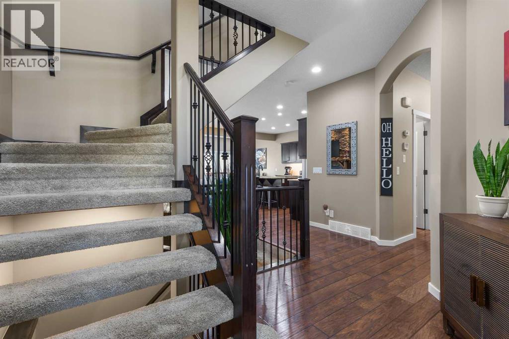 1178 Kings Heights Way Se, Airdrie, Alberta  T4A 0S4 - Photo 2 - A2263497