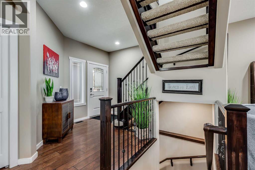 1178 Kings Heights Way Se, Airdrie, Alberta  T4A 0S4 - Photo 3 - A2263497