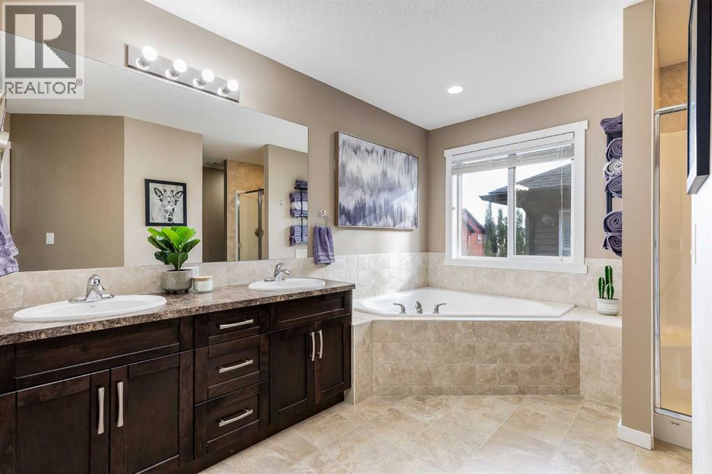 1178 Kings Heights Way Se, Airdrie, Alberta  T4A 0S4 - Photo 21 - A2263497