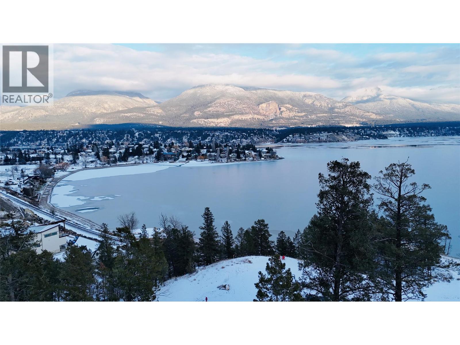 Lot 1 TAYNTON Drive, invermere, British Columbia