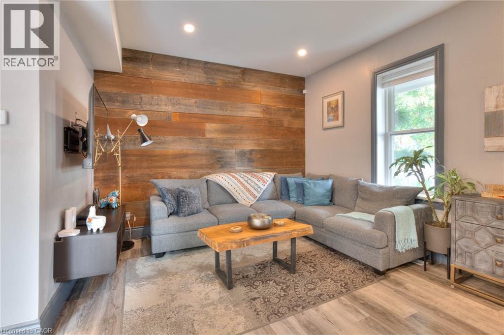 31 Andrew Street, Kitchener, Ontario  N2H 5R1 - Photo 9 - 40766876