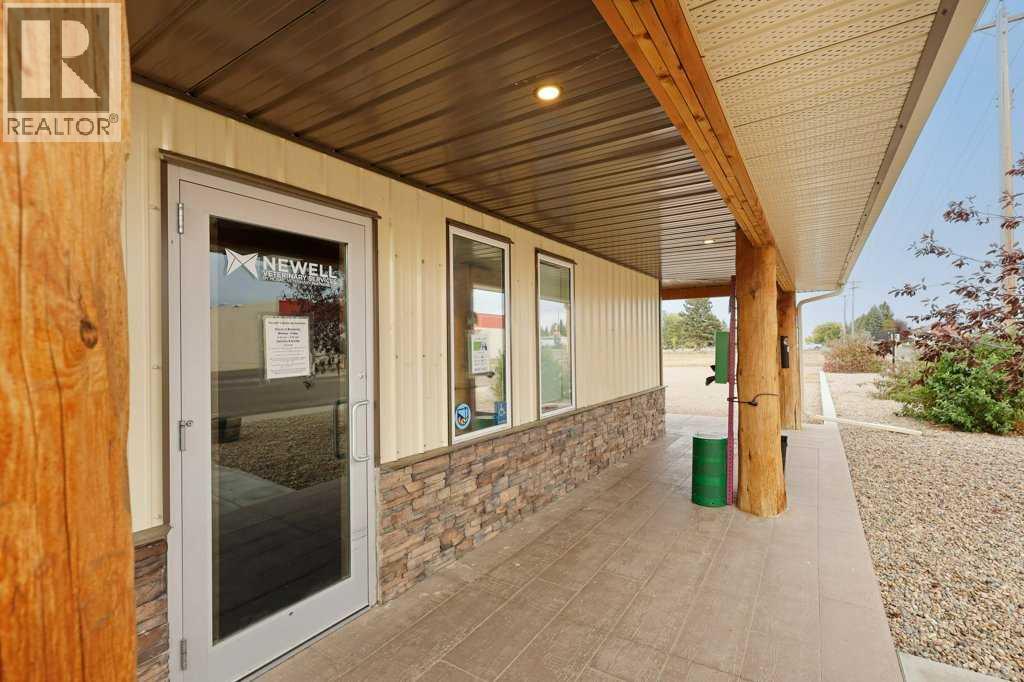 50 Upland Boulevard W, Brooks, Alberta  T1R 0N9 - Photo 6 - A2178921