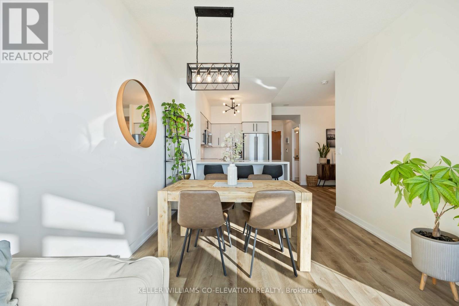 2511 - 219 Fort York Boulevard, Toronto, Ontario  M5V 1B1 - Photo 13 - C12595976