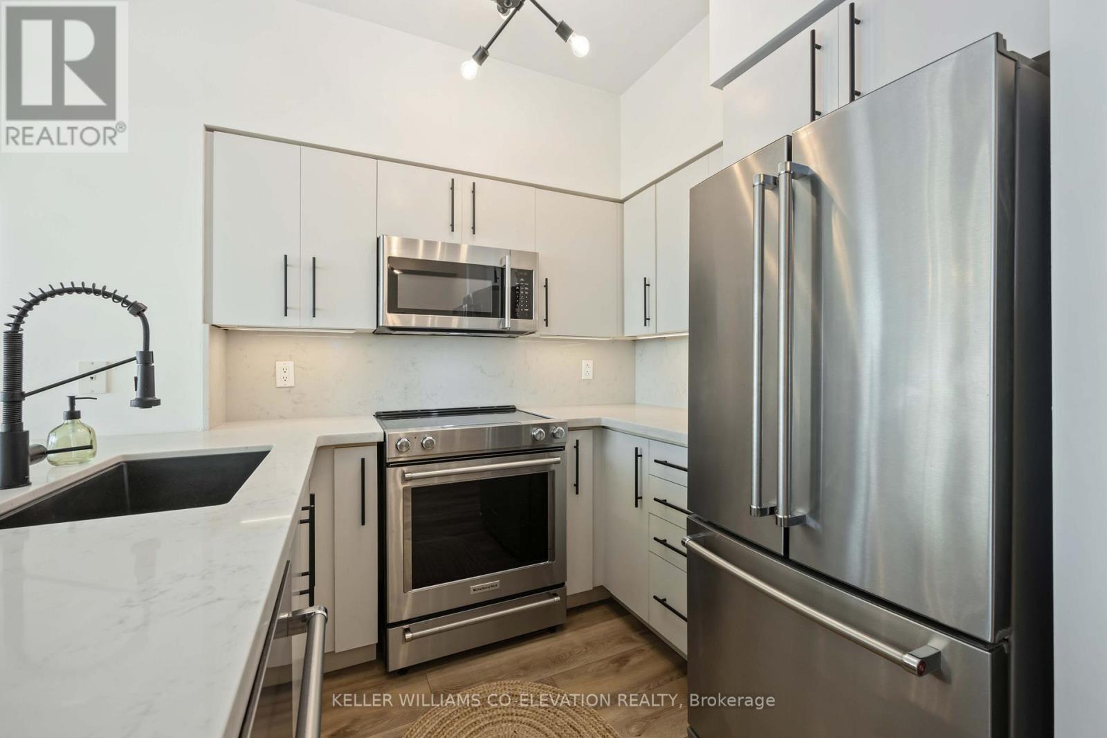 2511 - 219 Fort York Boulevard, Toronto, Ontario  M5V 1B1 - Photo 17 - C12595976