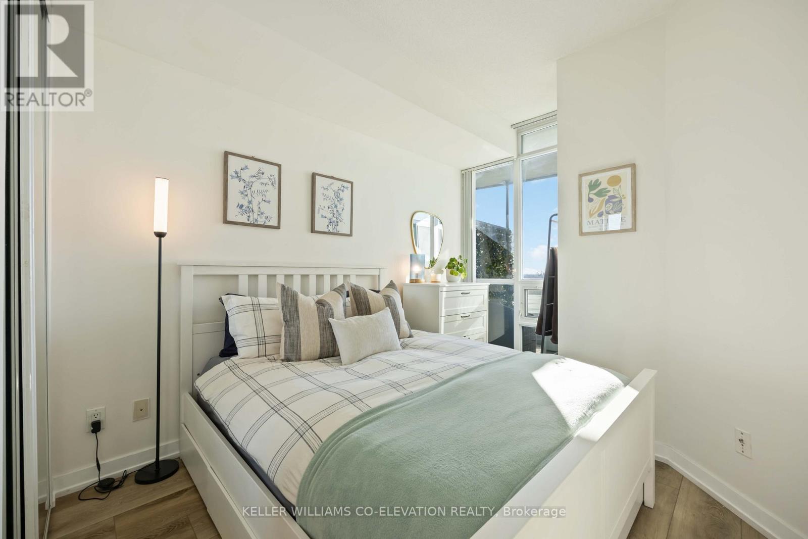 2511 - 219 Fort York Boulevard, Toronto, Ontario  M5V 1B1 - Photo 23 - C12595976