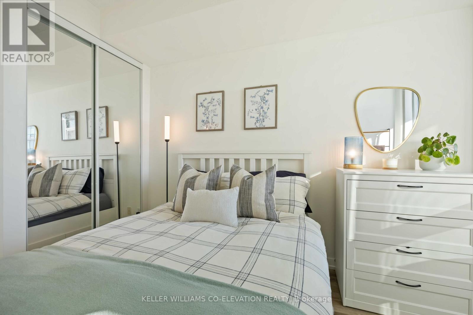 2511 - 219 Fort York Boulevard, Toronto, Ontario  M5V 1B1 - Photo 24 - C12595976