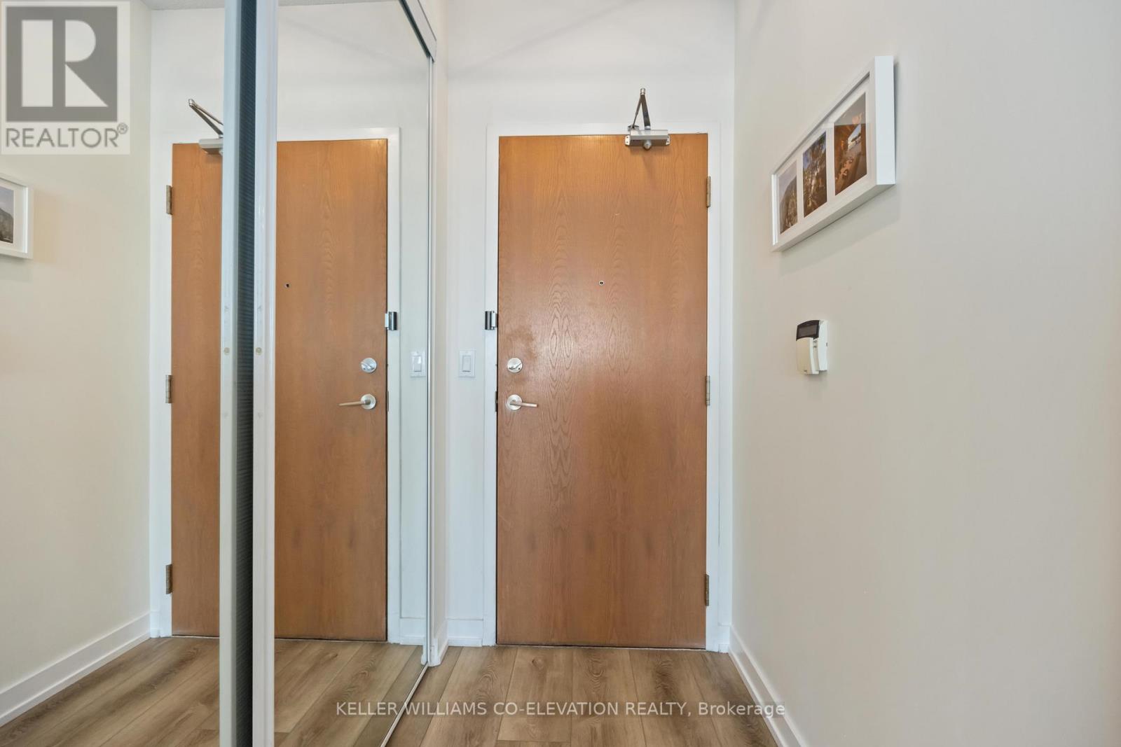 2511 - 219 Fort York Boulevard, Toronto, Ontario  M5V 1B1 - Photo 7 - C12595976