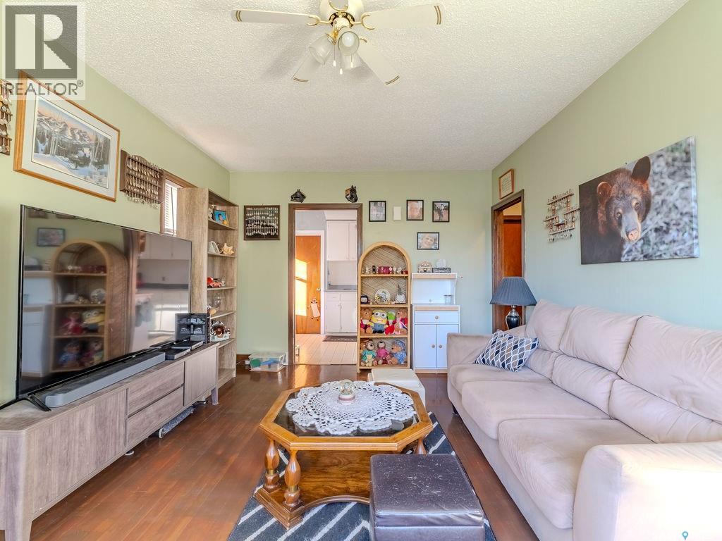 200 11th Street E, Prince Albert, Saskatchewan  S6V 1A3 - Photo 7 - SK025115