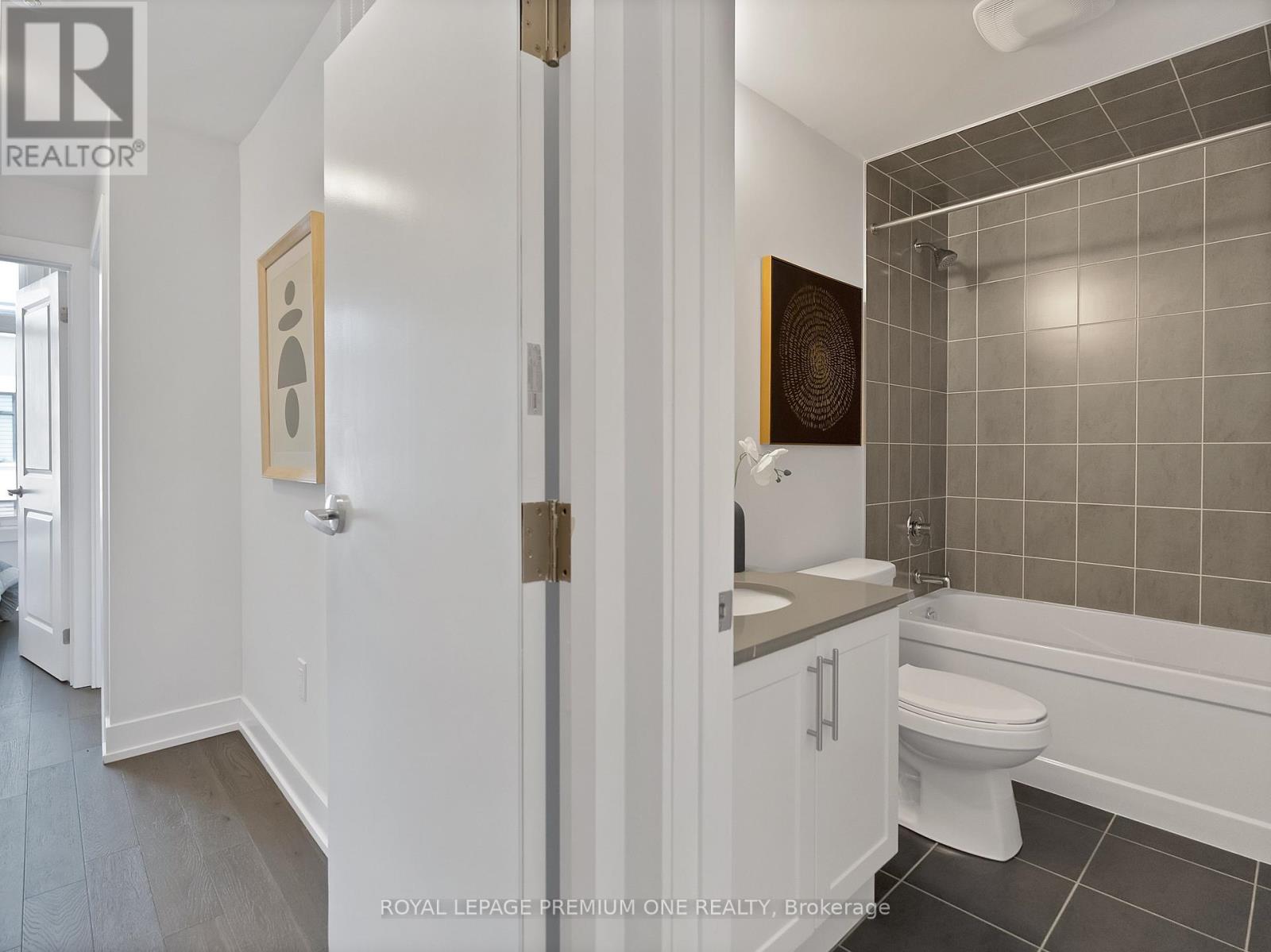 225 - 9560 Islington Avenue, Vaughan, Ontario  L4L 1A7 - Photo 9 - N12595968