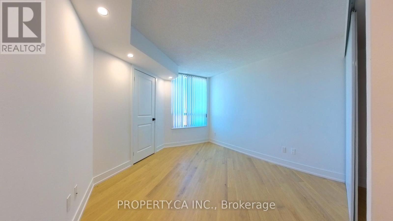 714 - 5 Emerald Lane, Vaughan, Ontario  L4J 8P7 - Photo 10 - N12595992