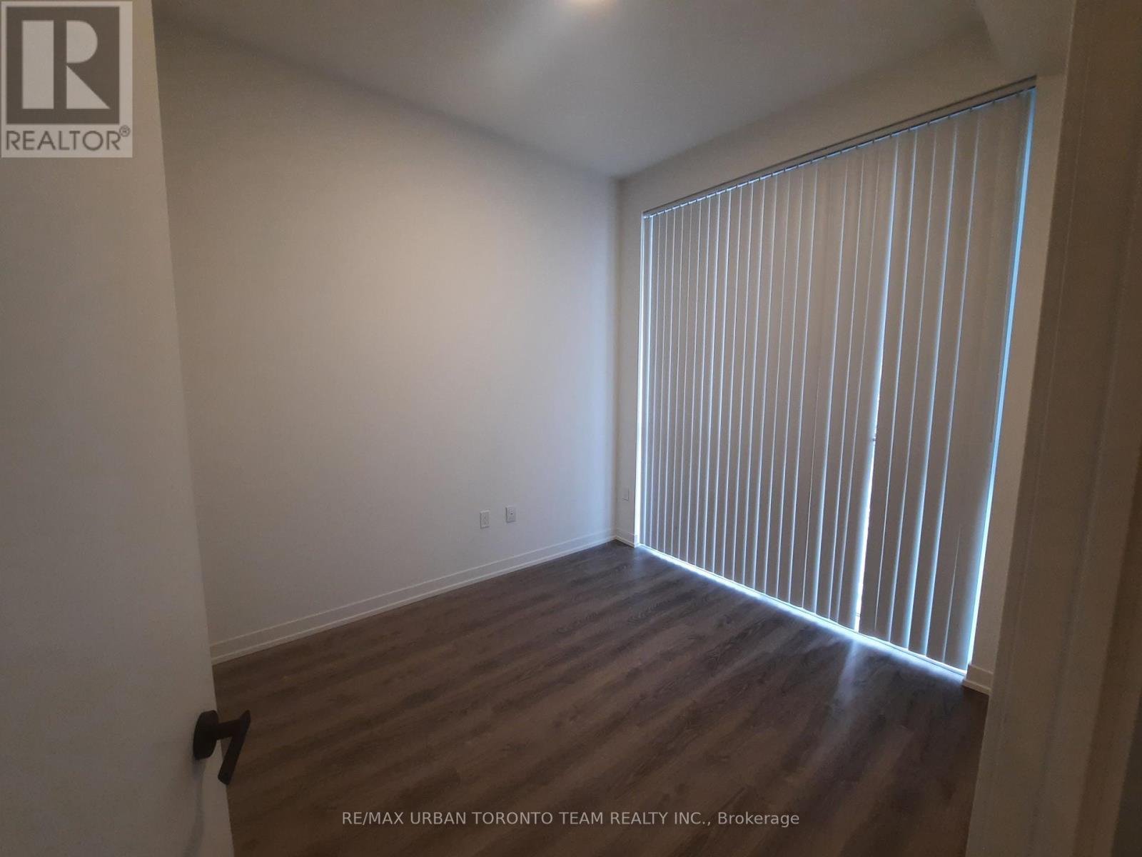 3615 - 8 Interchange Way, Vaughan, Ontario  L4K 5Z7 - Photo 8 - N12596000