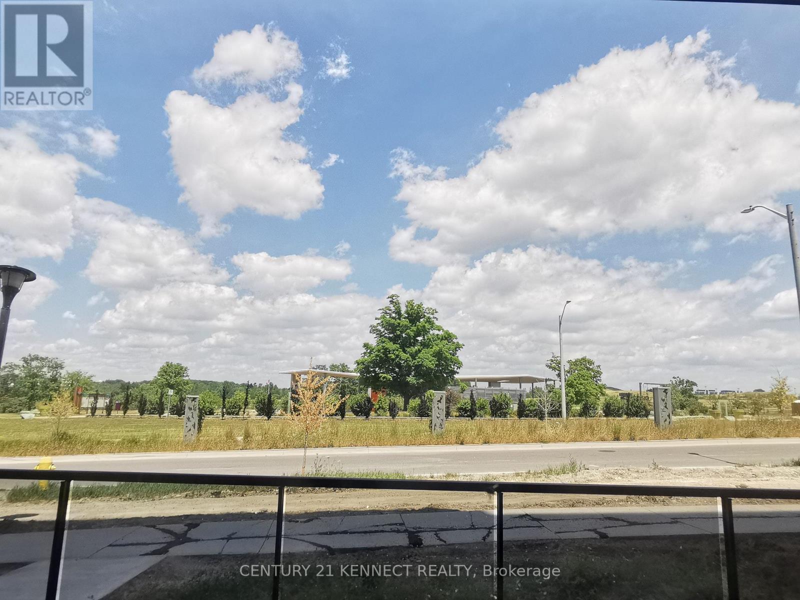 Th2 - 60 George Butchart Drive, Toronto, Ontario  M3K 0E1 - Photo 5 - W12595966