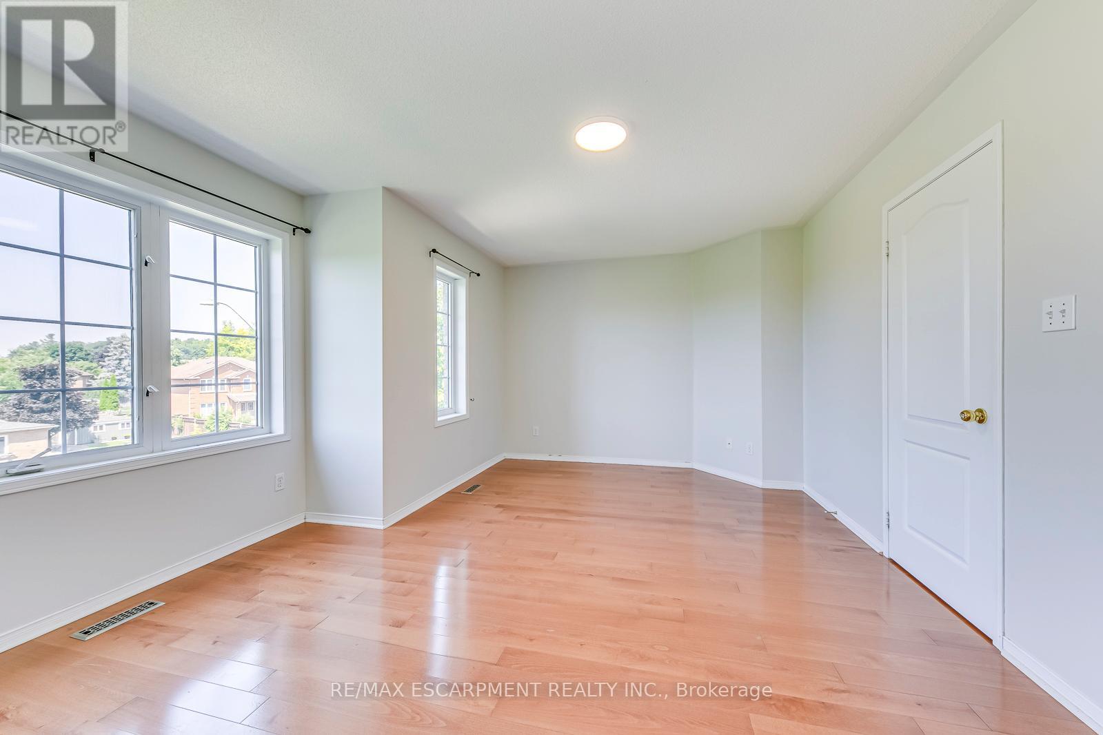 63 - 1489 Heritage Way, Oakville, Ontario  L6M 4M7 - Photo 28 - W12595980