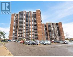 802 - 236 Albion Road Se, Toronto (Elms-Old Rexdale), Ca