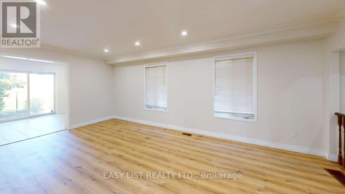 71 Beavervalley Drive, Brampton (Fletcher's Meadow), Ontario  L7A 3R3 - Photo 16 - W12595986