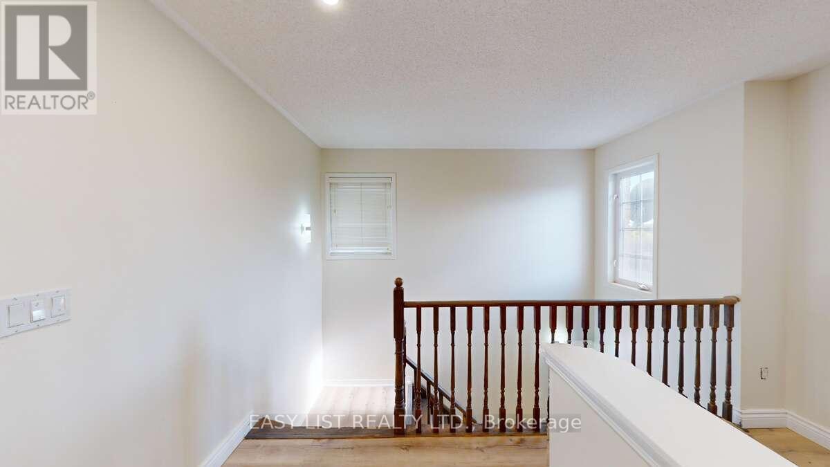 71 Beavervalley Drive, Brampton (Fletcher's Meadow), Ontario  L7A 3R3 - Photo 22 - W12595986