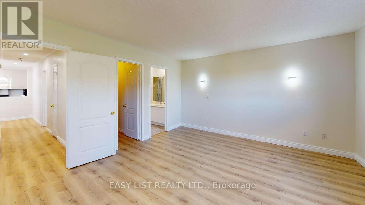 71 Beavervalley Drive, Brampton (Fletcher's Meadow), Ontario  L7A 3R3 - Photo 28 - W12595986