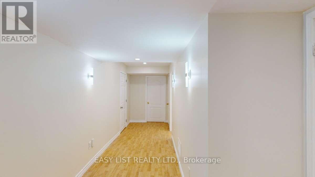 71 Beavervalley Drive, Brampton (Fletcher's Meadow), Ontario  L7A 3R3 - Photo 36 - W12595986