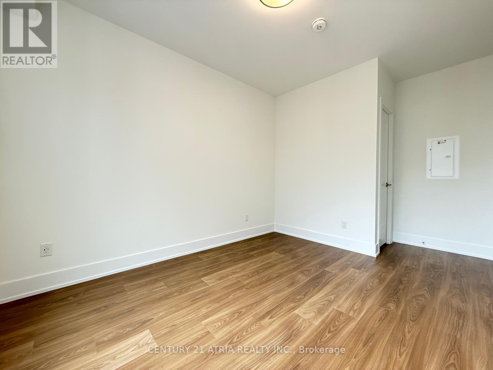702 - 259 The Kingsway, Toronto, Ontario  M9A 0G2 - Photo 11 - W12595948