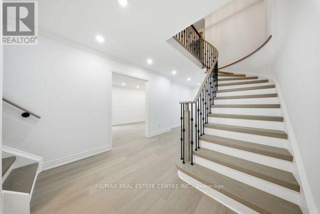 3316 Lady Slipper Court, Mississauga, Ontario  L5N 6A9 - Photo 18 - W12595972