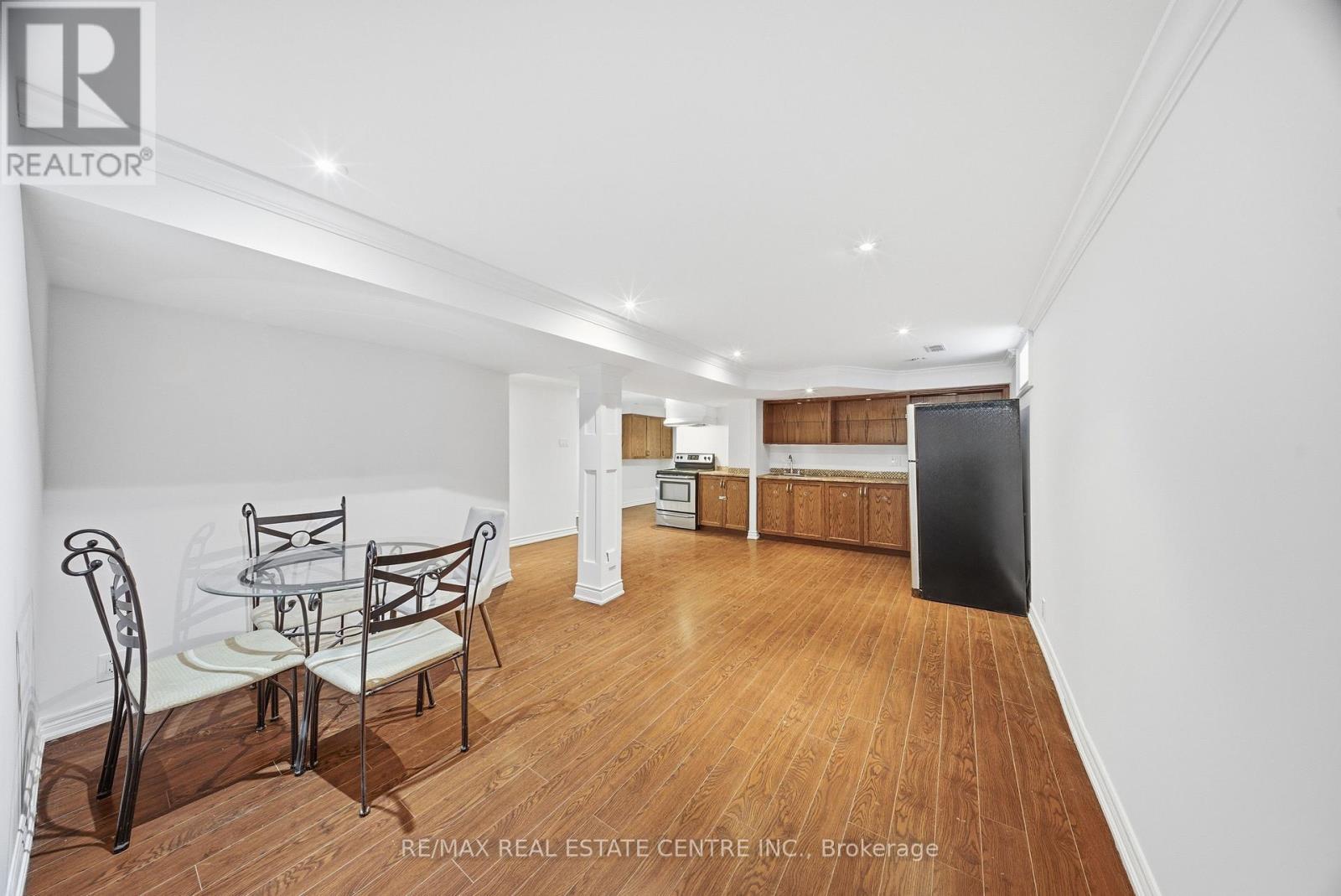 3316 Lady Slipper Court, Mississauga, Ontario  L5N 6A9 - Photo 31 - W12595972