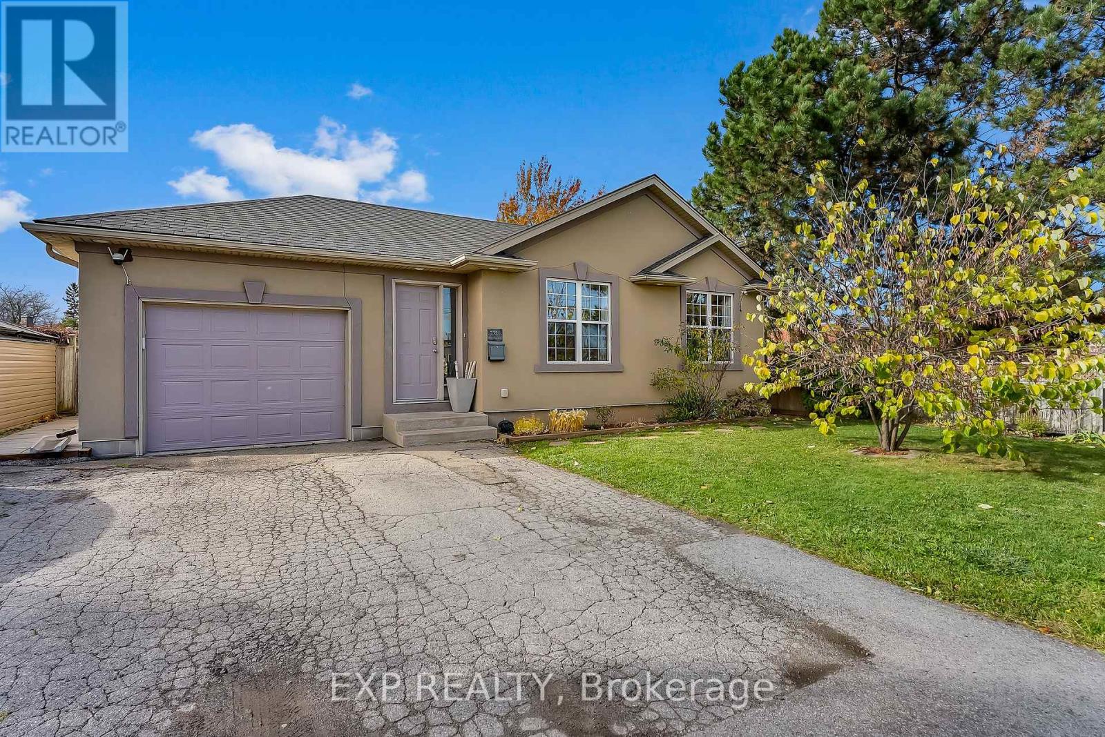 7321 DORCHESTER ROAD, Niagara Falls, Ontario