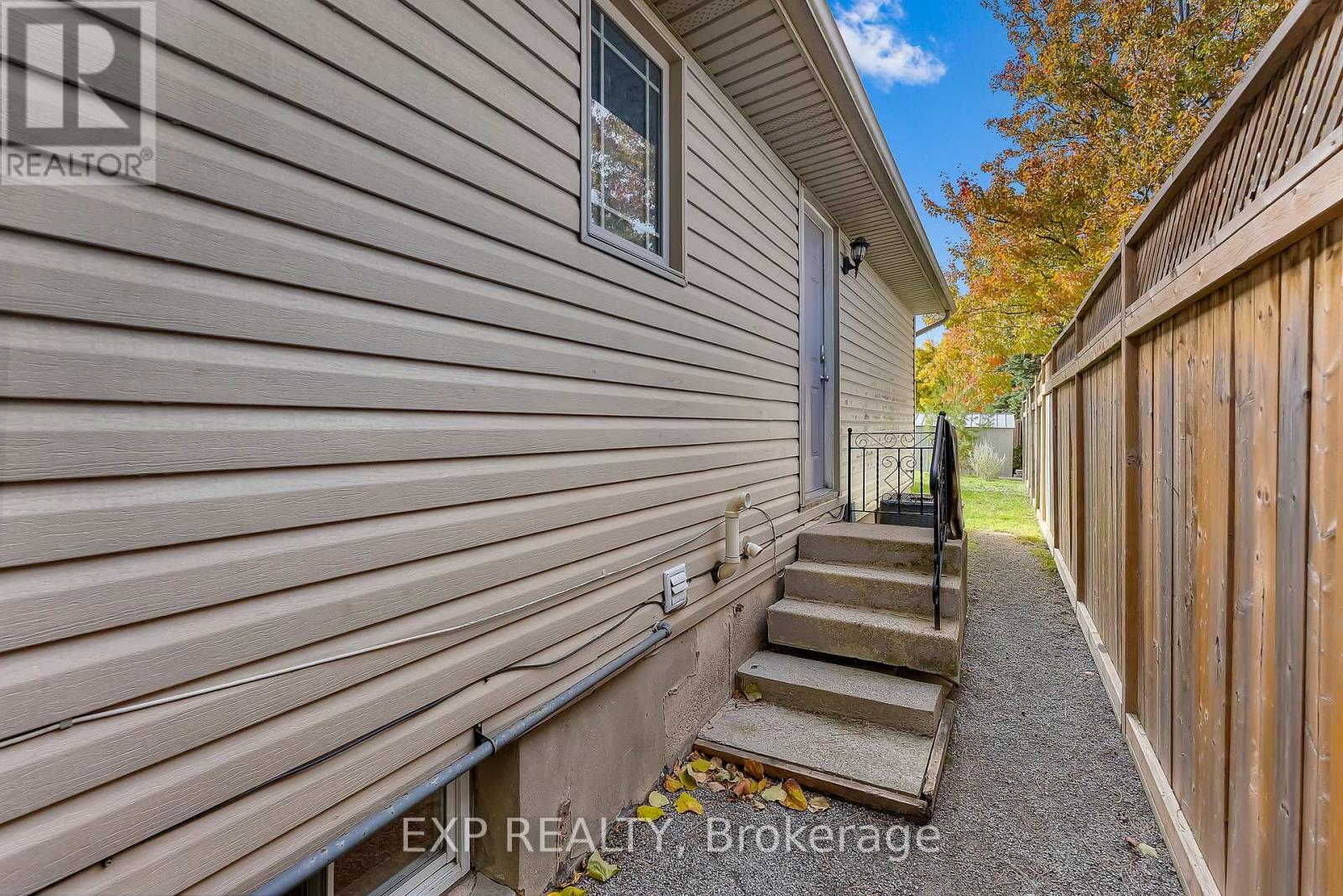 7321 Dorchester Road, Niagara Falls, Ontario  L2G 5V8 - Photo 31 - X12596020